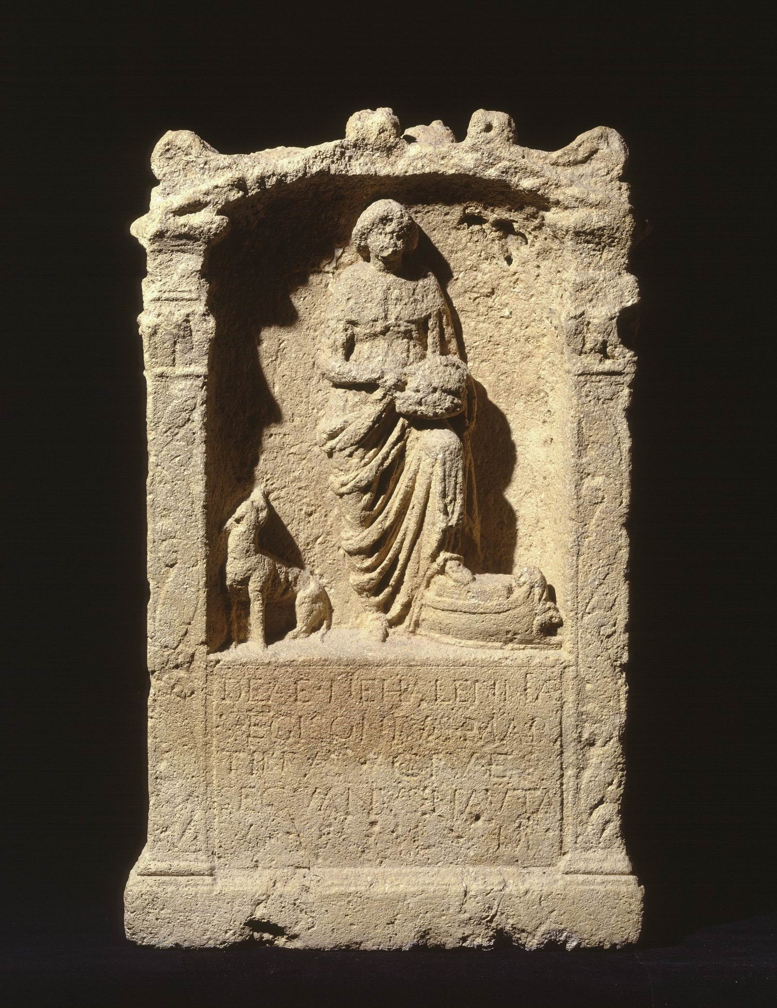 Nehalennia altar (RMO Leiden, i 1970/12.13)
